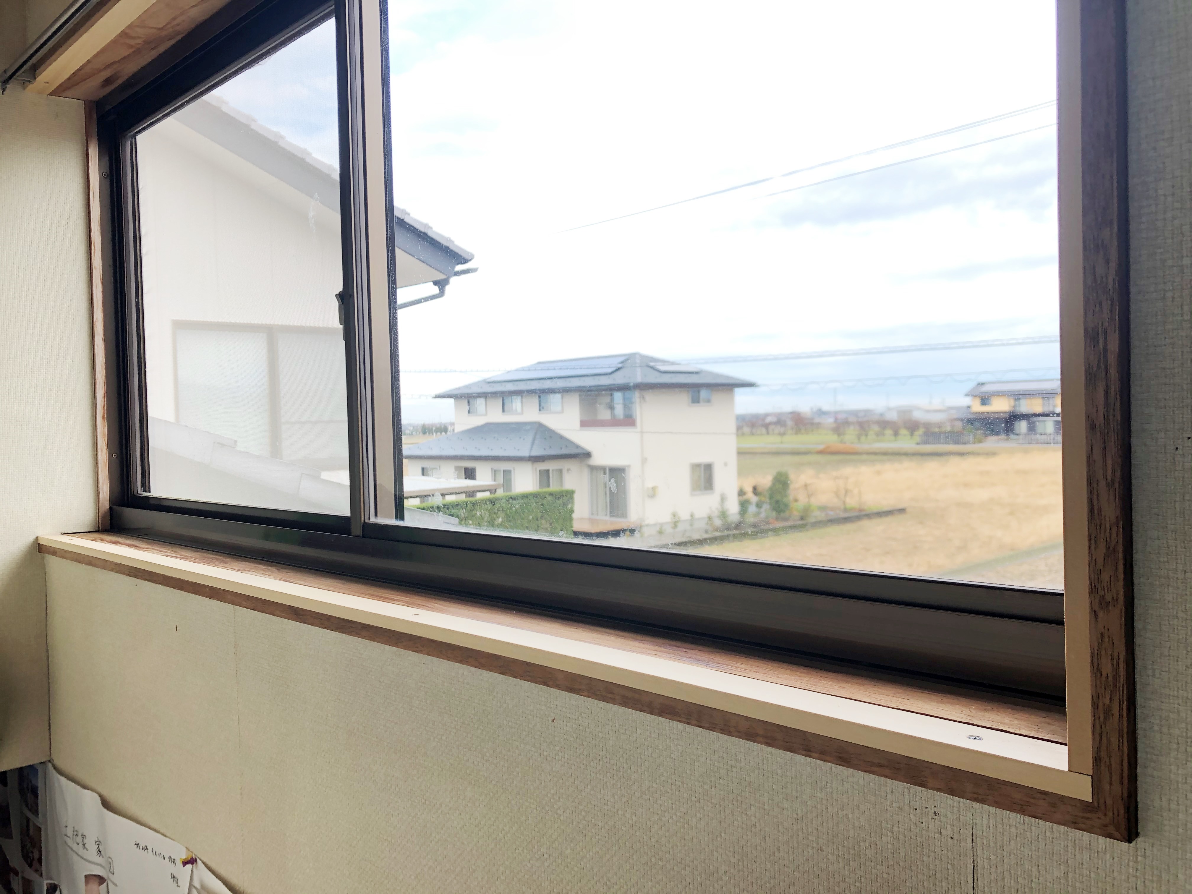 凹凸のある窓枠にも内窓を取り付ける事が出来ます！！ 北国増改センター