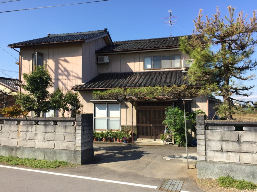 玄関前の除雪が軽減されました！！ 北国増改センター